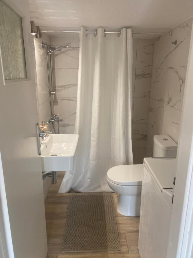 Thiseio Big Apartment Athena Bagian luar foto