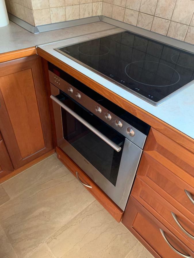 Thiseio Big Apartment Athena Bagian luar foto