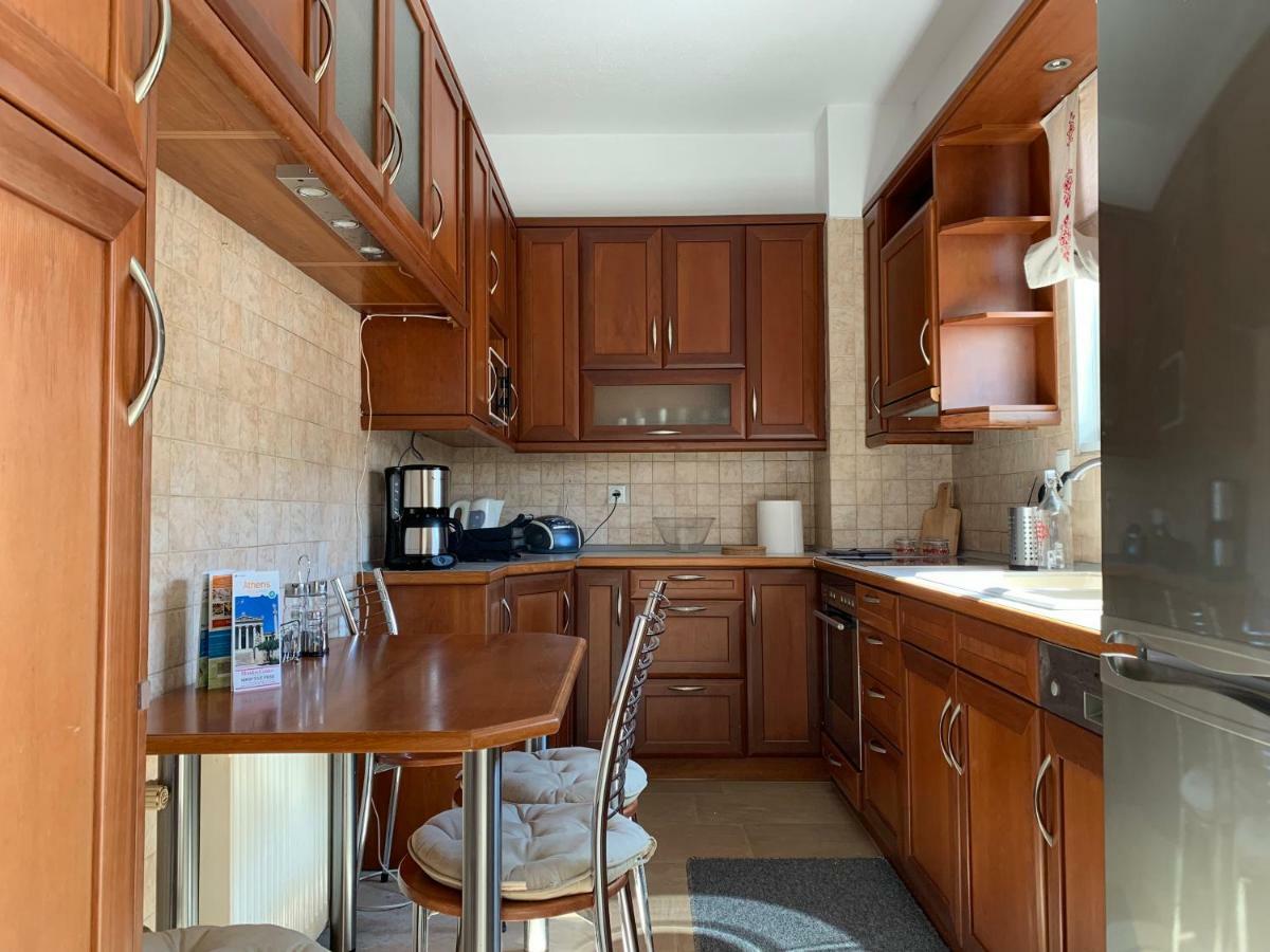 Thiseio Big Apartment Athena Bagian luar foto