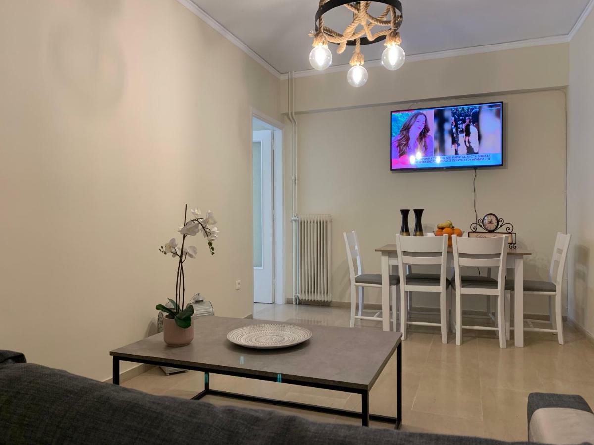 Thiseio Big Apartment Athena Bagian luar foto